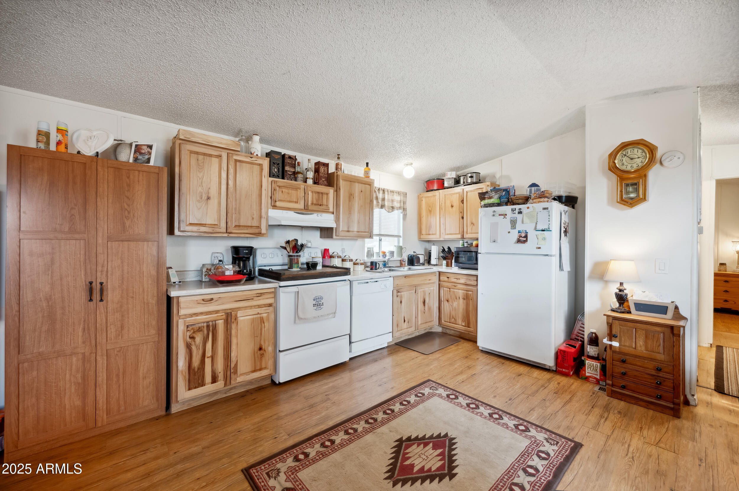 97 W Marilyn Way