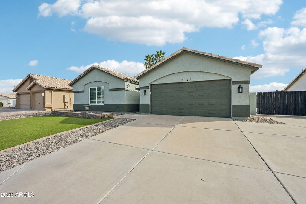 Photo of 2177 E Ranch Court, Gilbert, AZ 85296 (MLS # 6996423)