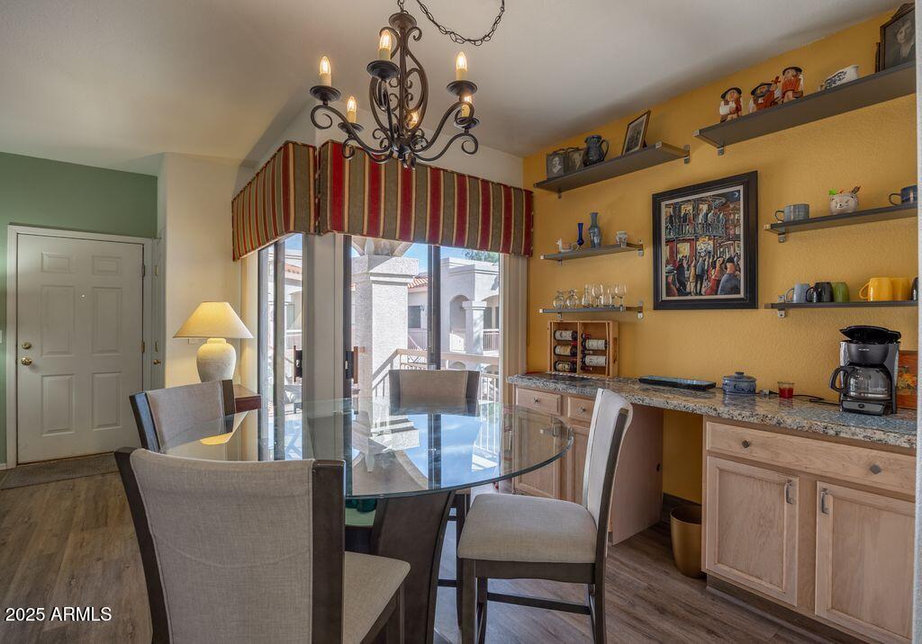 9151 W GREENWAY Road 273