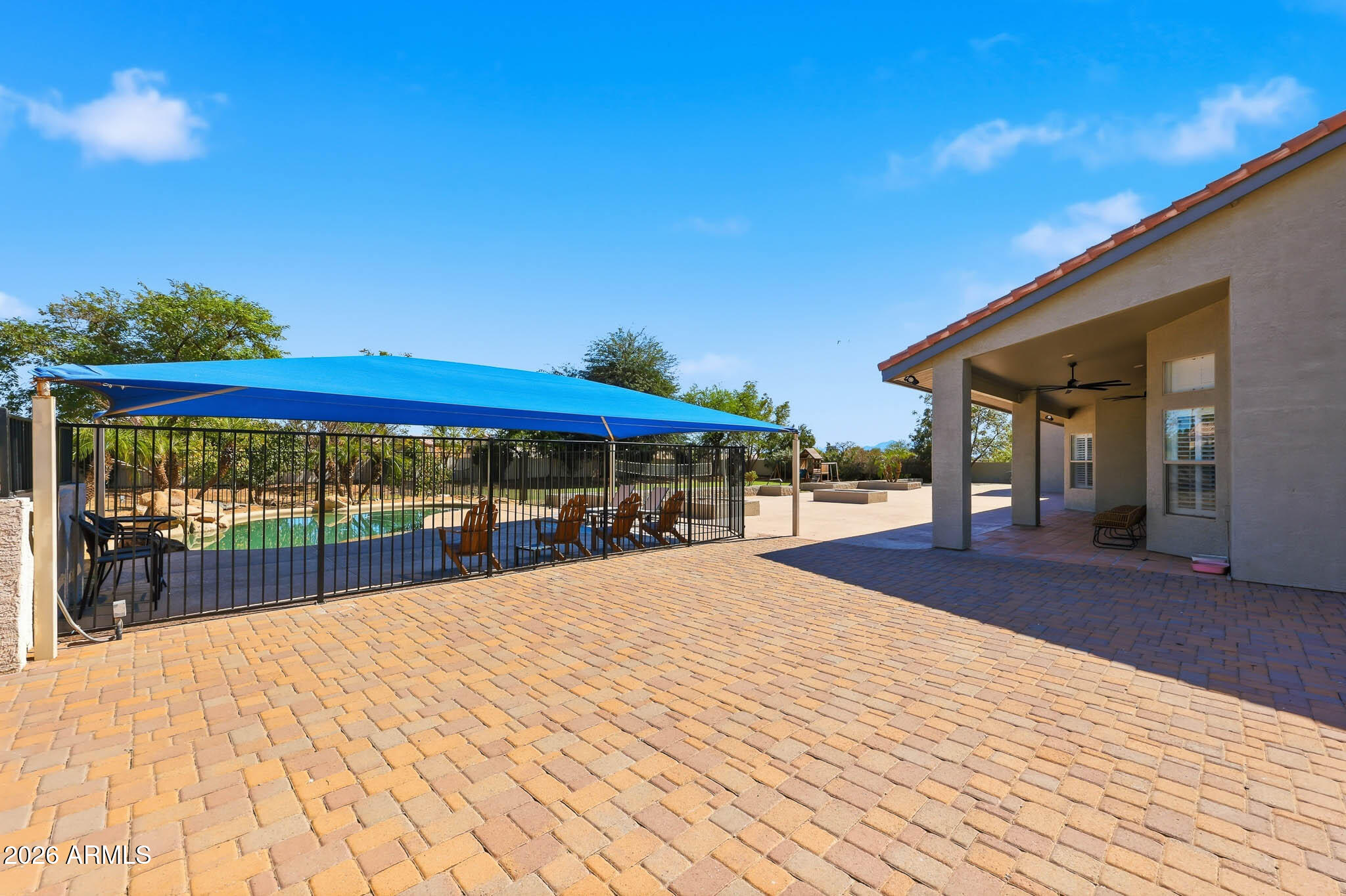 CAMELBACK FARMS - Residential