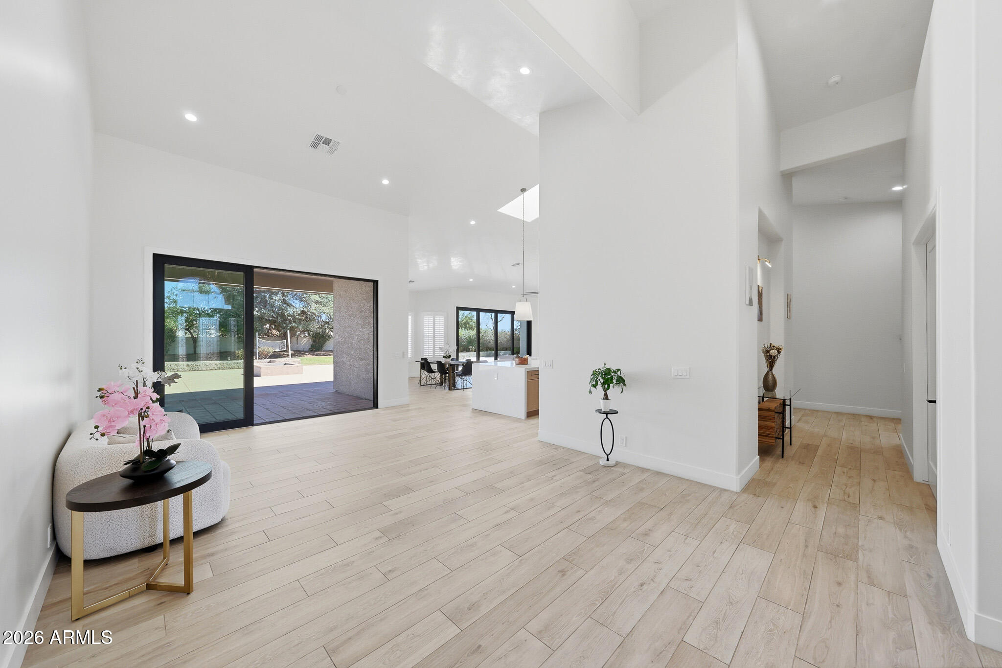 CAMELBACK FARMS - Residential