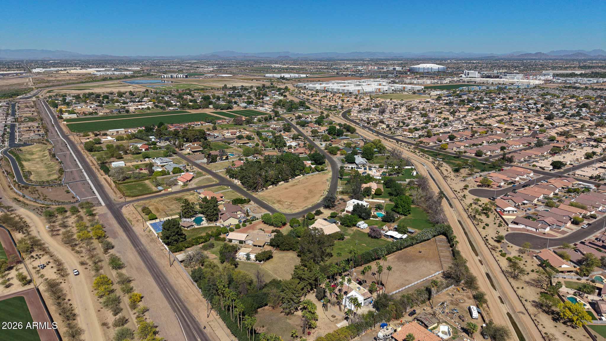 CAMELBACK FARMS - Residential