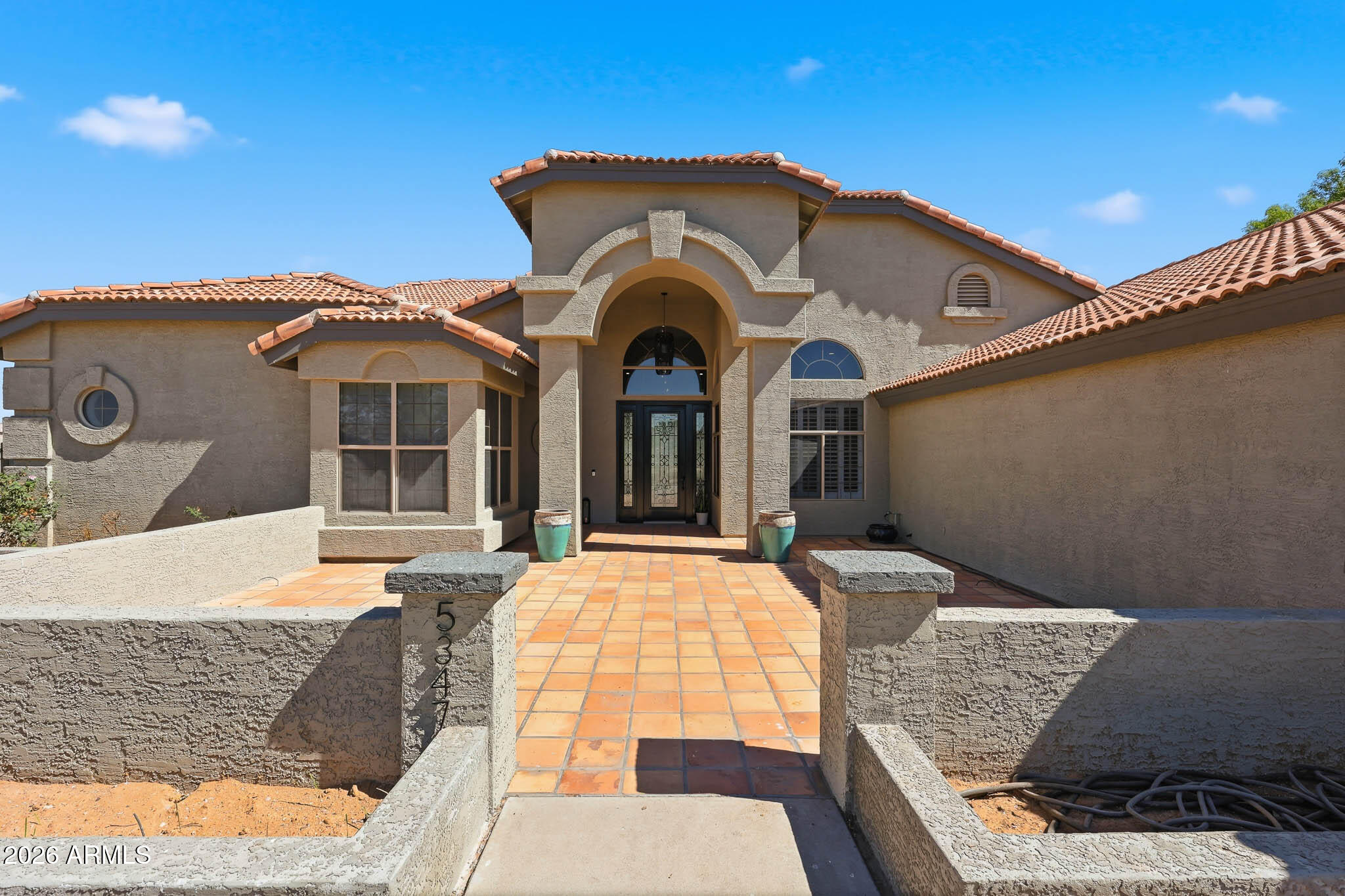 CAMELBACK FARMS - Residential