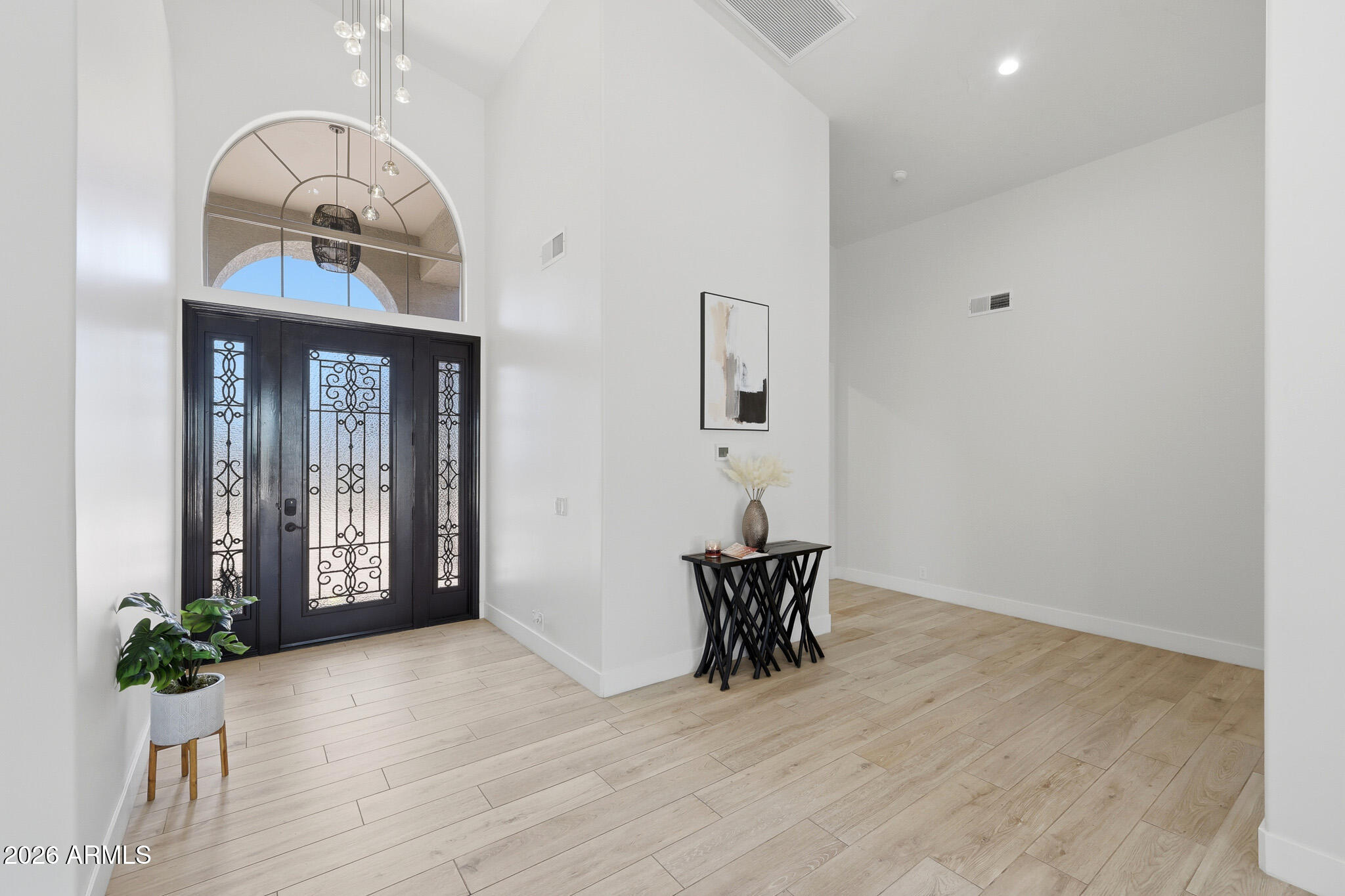CAMELBACK FARMS - Residential