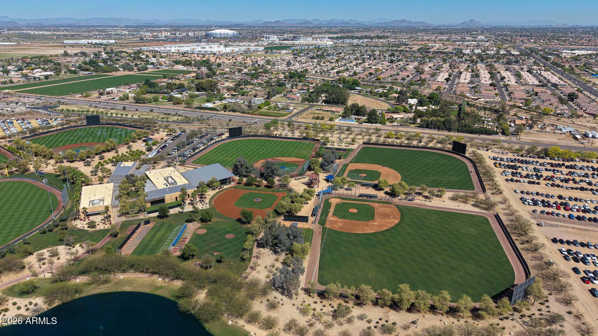 CAMELBACK FARMS - Residential