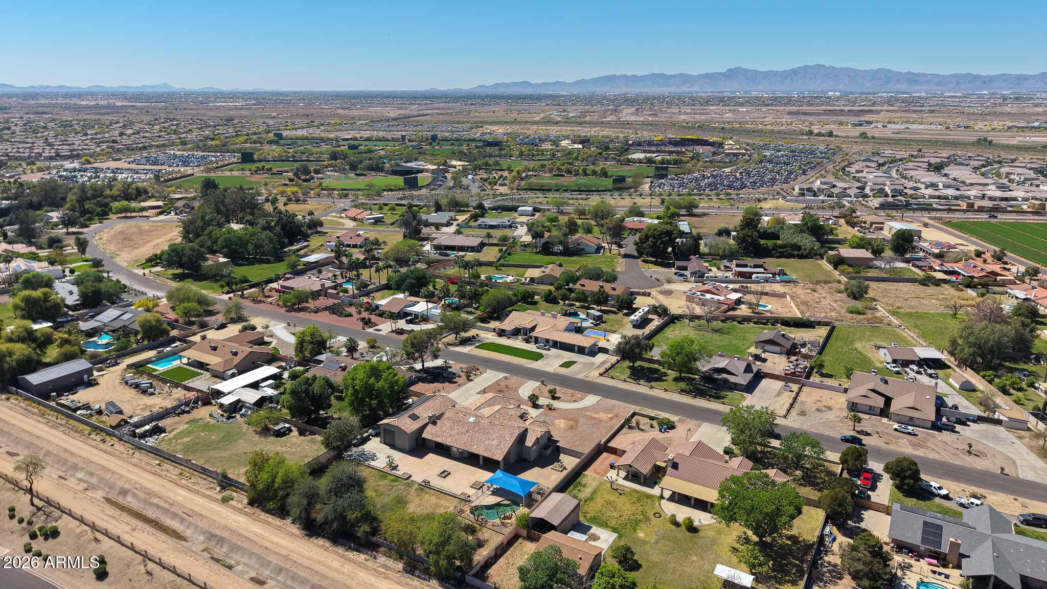 CAMELBACK FARMS - Residential