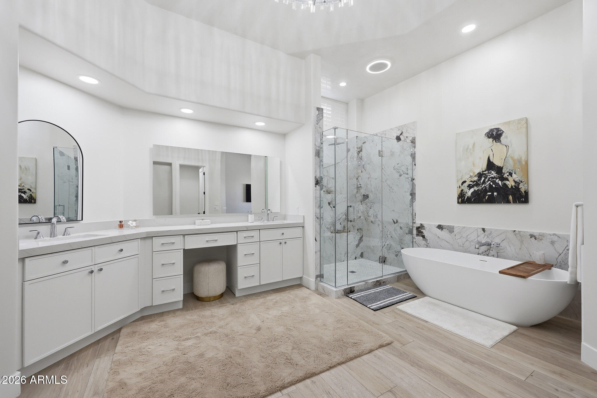 CAMELBACK FARMS - Residential