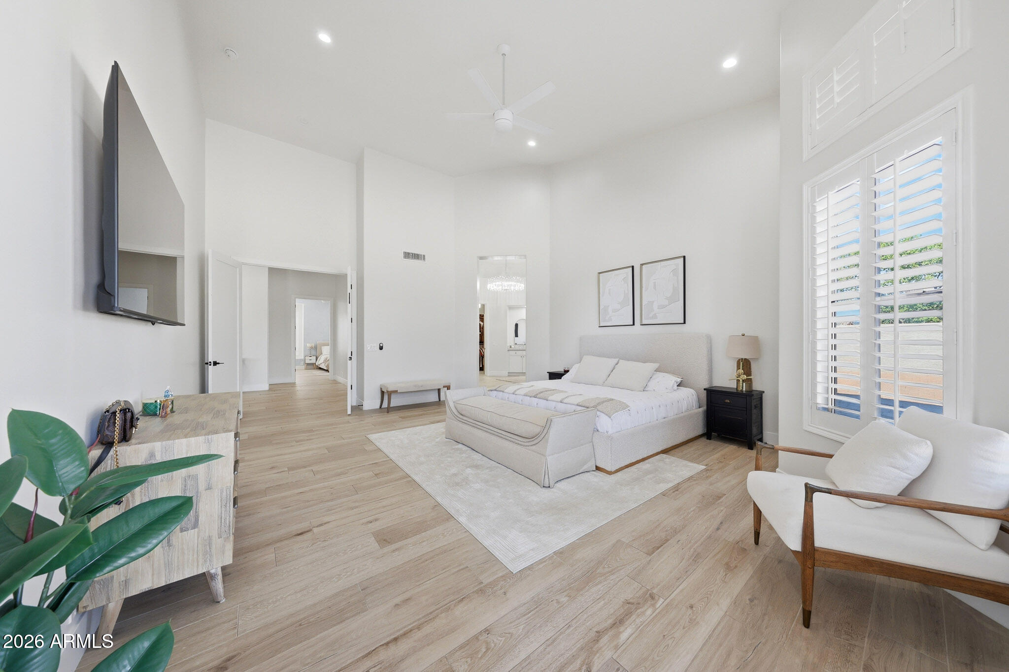 CAMELBACK FARMS - Residential