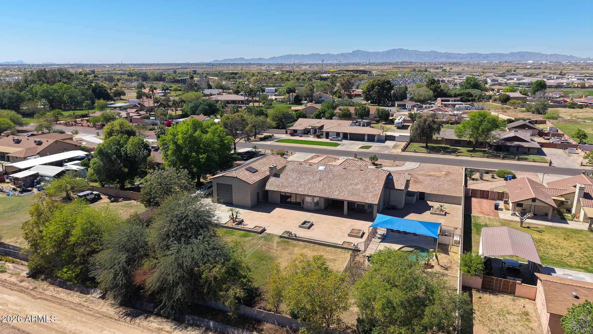 CAMELBACK FARMS - Residential