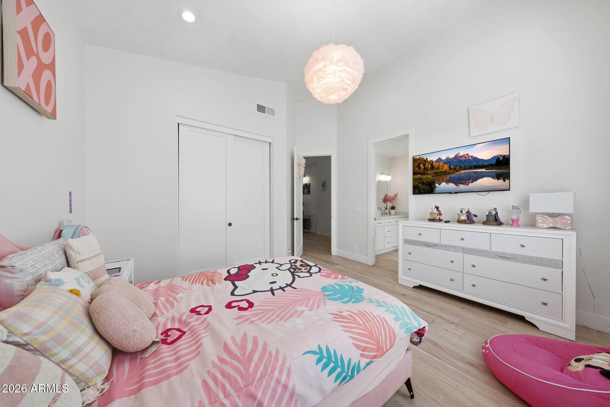 CAMELBACK FARMS - Residential