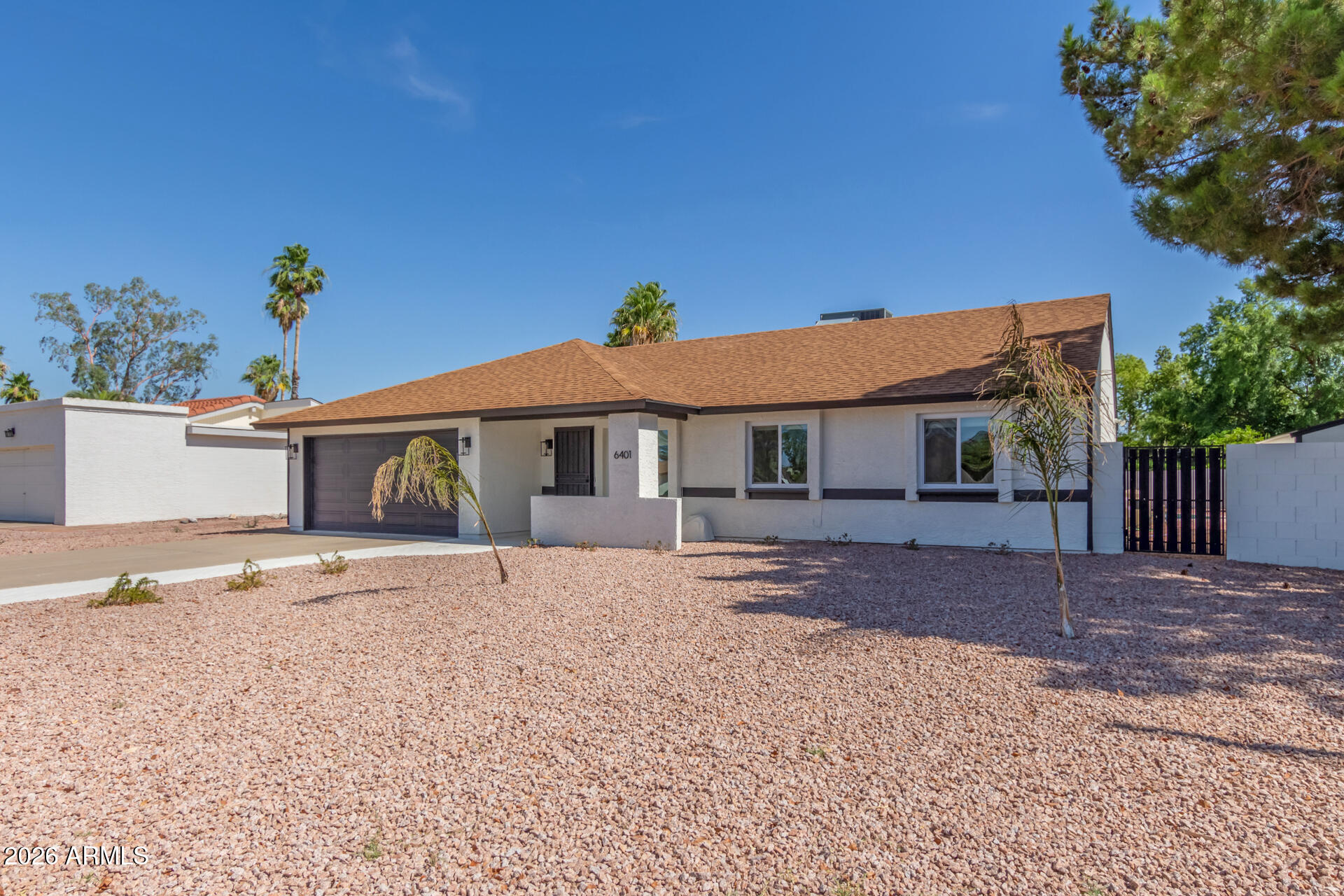 6401 E Kelton Lane