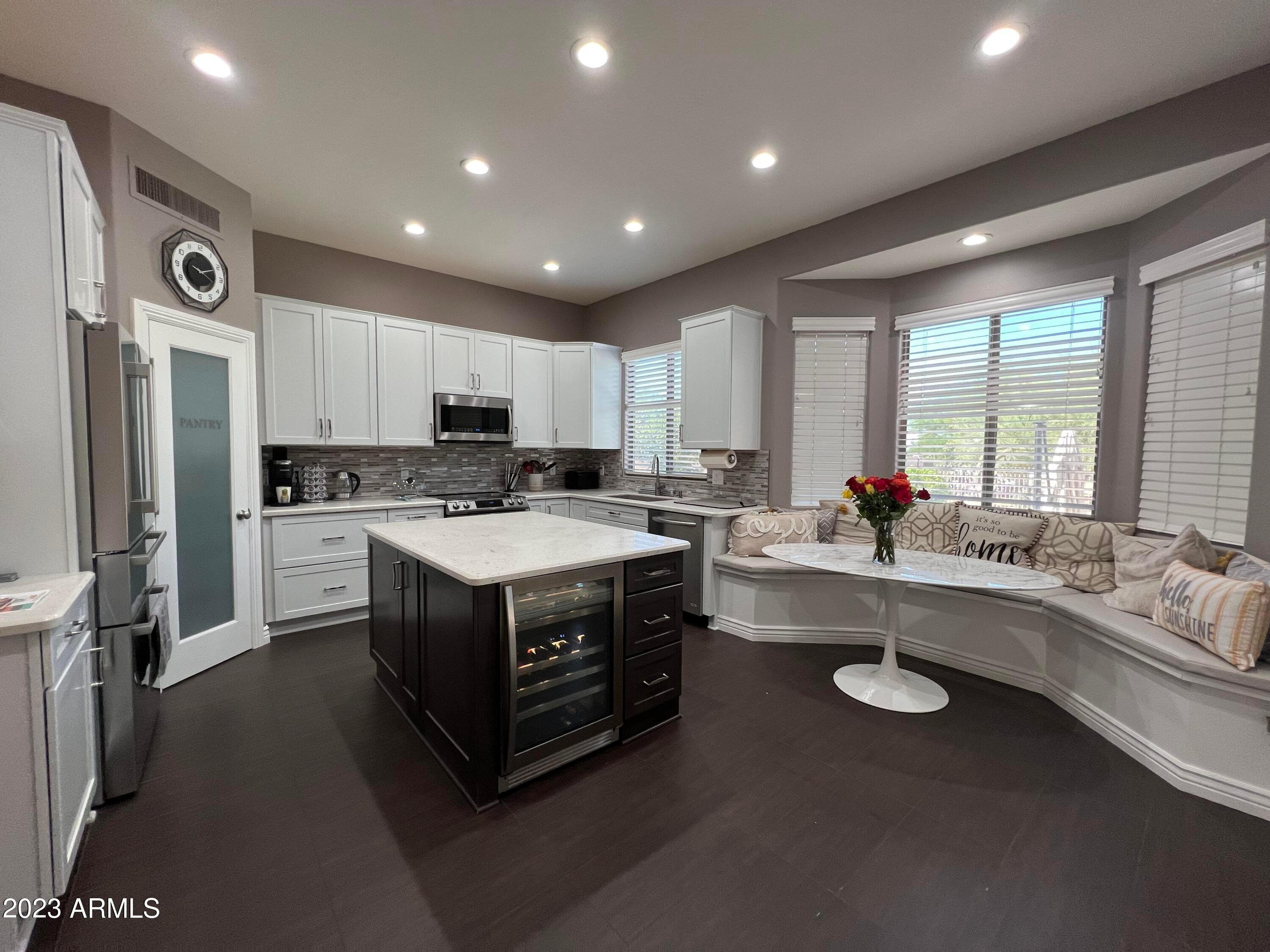 4831 E Robin Lane