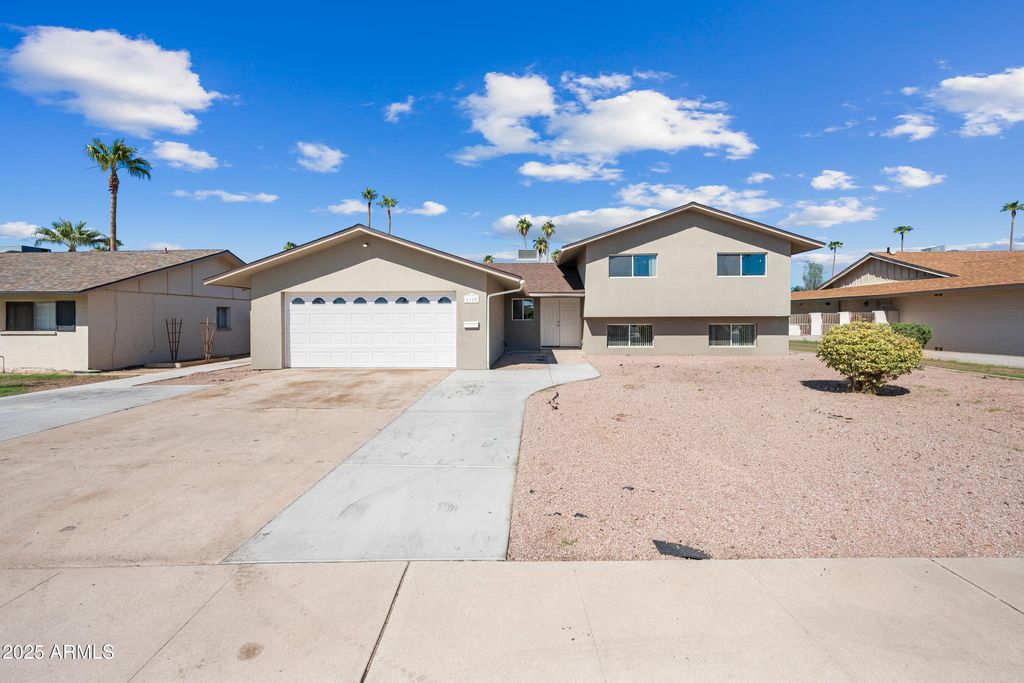 Photo of 1720 E Hermosa Drive, Tempe, AZ 85282 (MLS # 6920697)