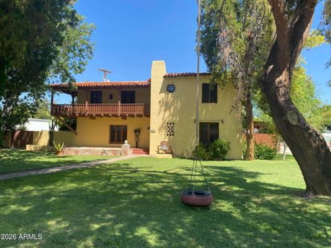 Photo of 520 E Orange Drive, Phoenix, AZ 85012 (MLS # 6965531)