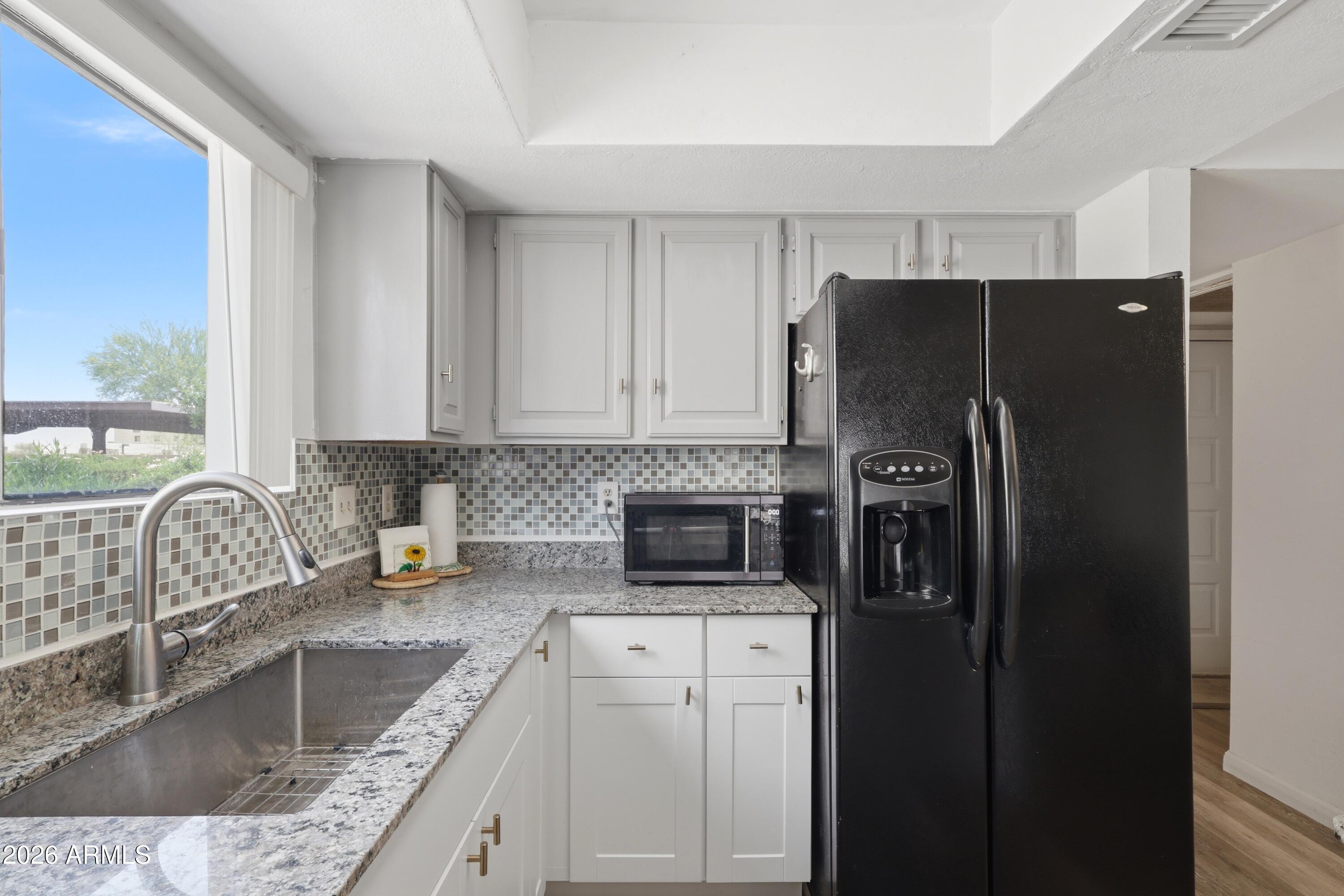 8651 E ROYAL PALM Road 133