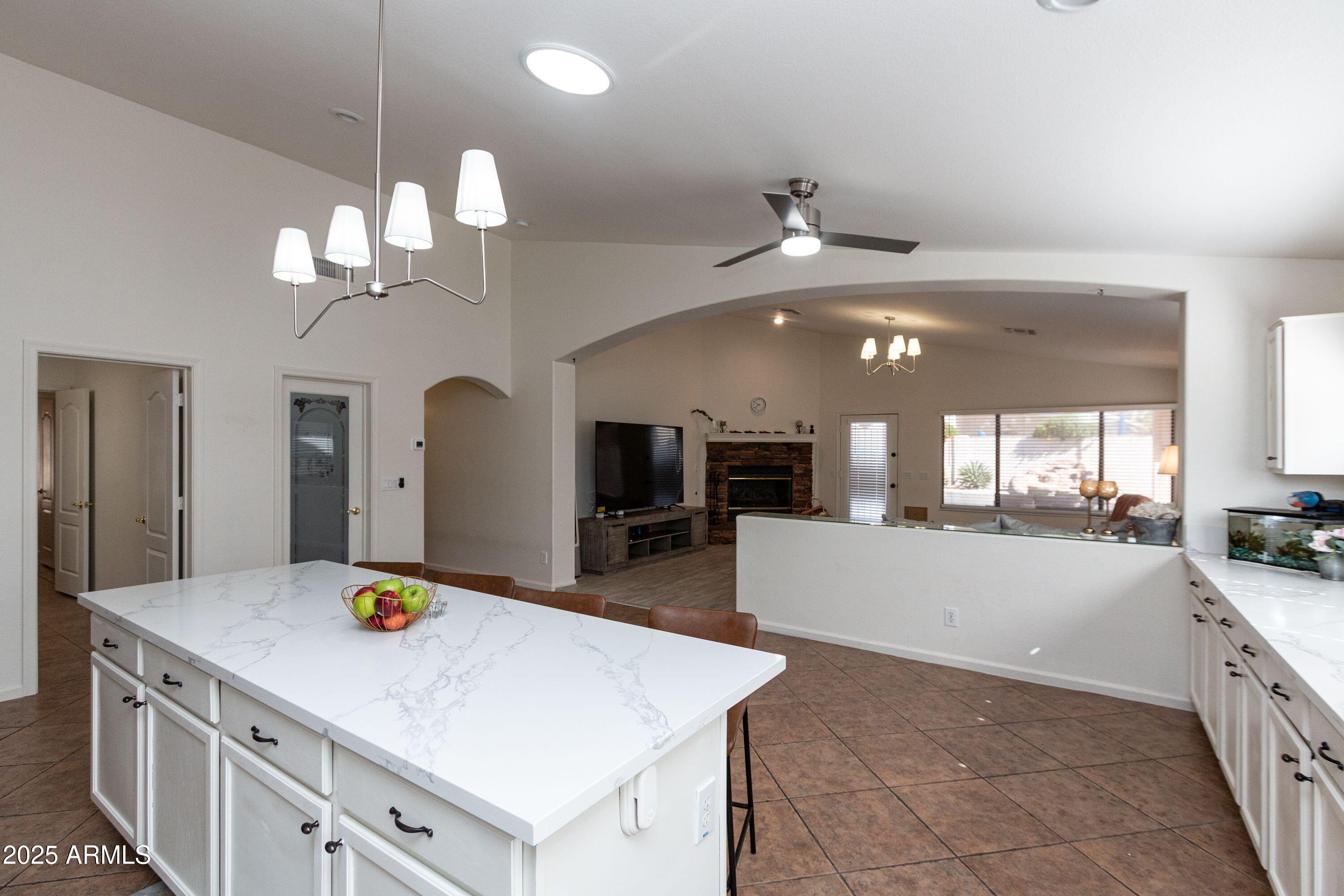 3206 W KNUDSEN Drive