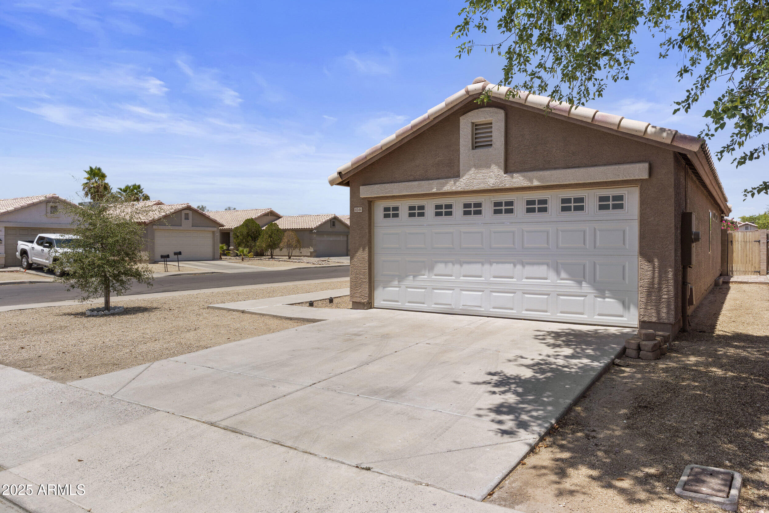 8344 W HIGHLAND Avenue