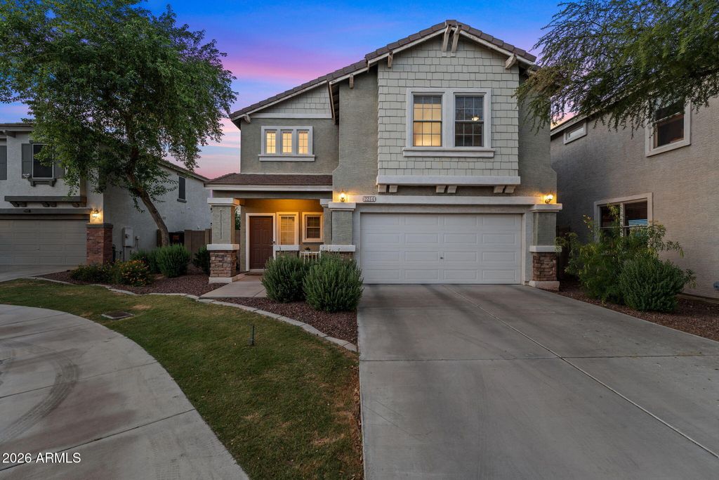 Photo of 2214 E Fraktur Road, Phoenix, AZ 85040 (MLS # 7028250)