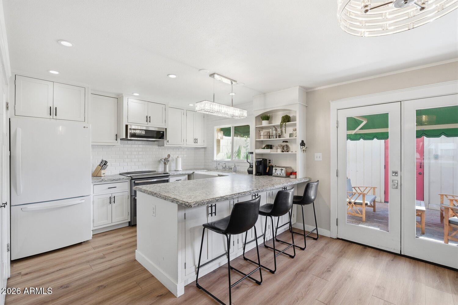 6051 N GRANITE REEF Road