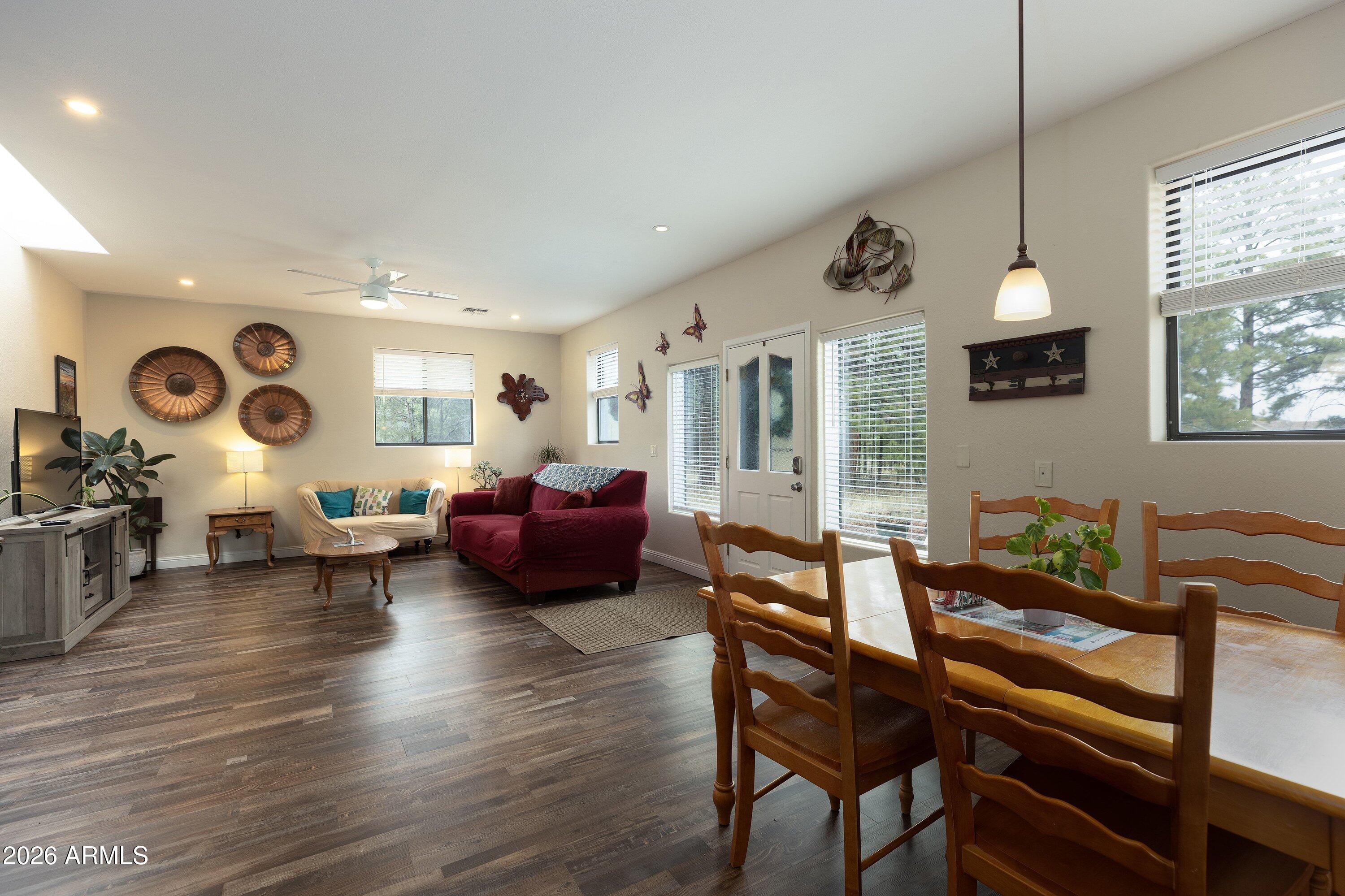 1111 W SHERIDAN Avenue