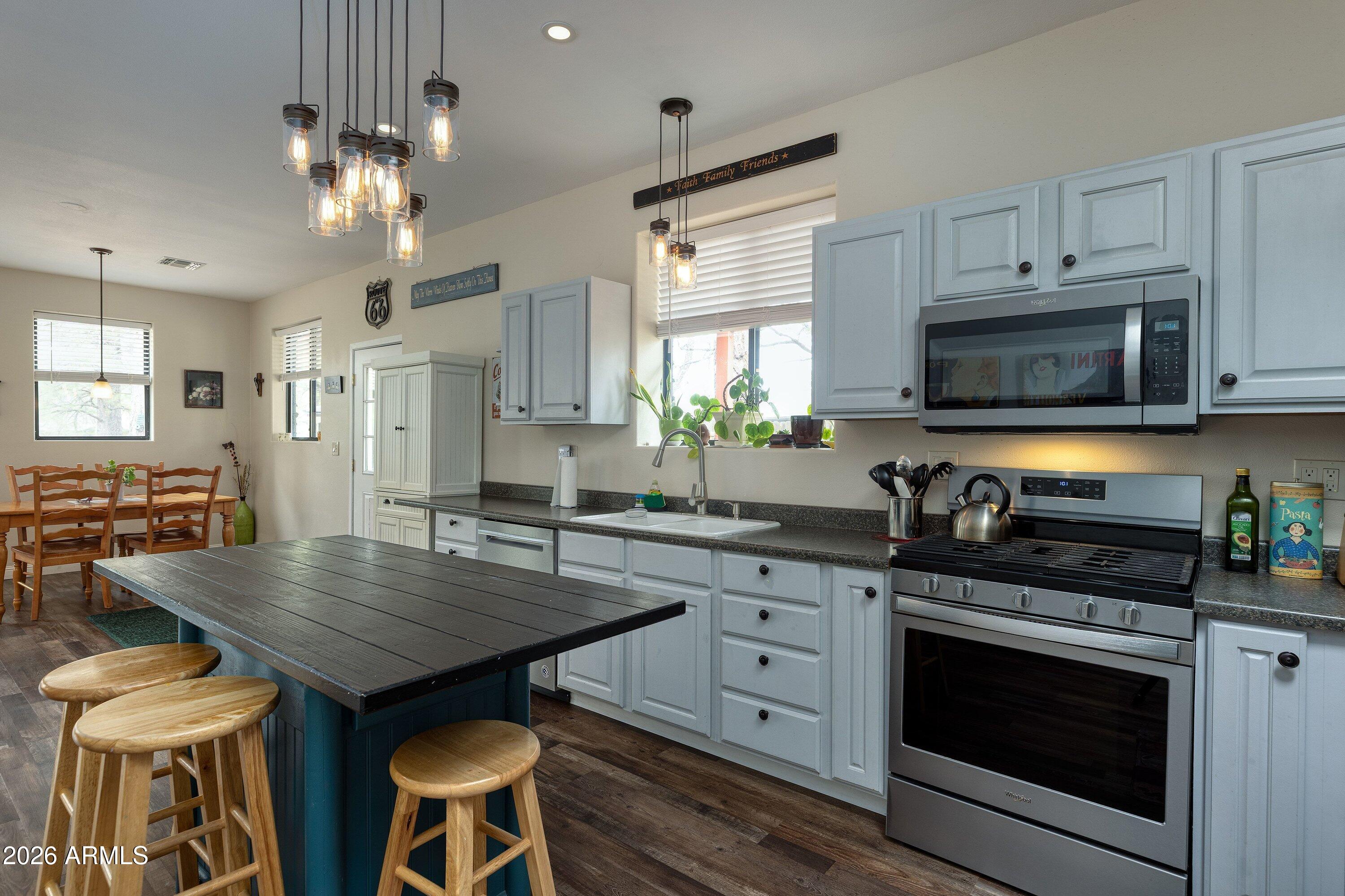 1111 W SHERIDAN Avenue