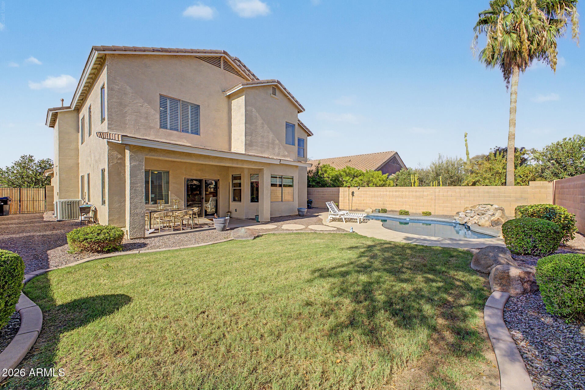 2317 E REDWOOD Court
