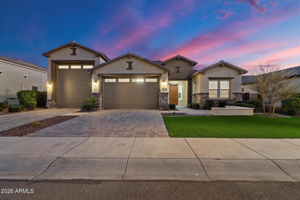 Photo of 7403 W Lisbon Lane, Peoria, AZ 85381 (MLS # 7046817)