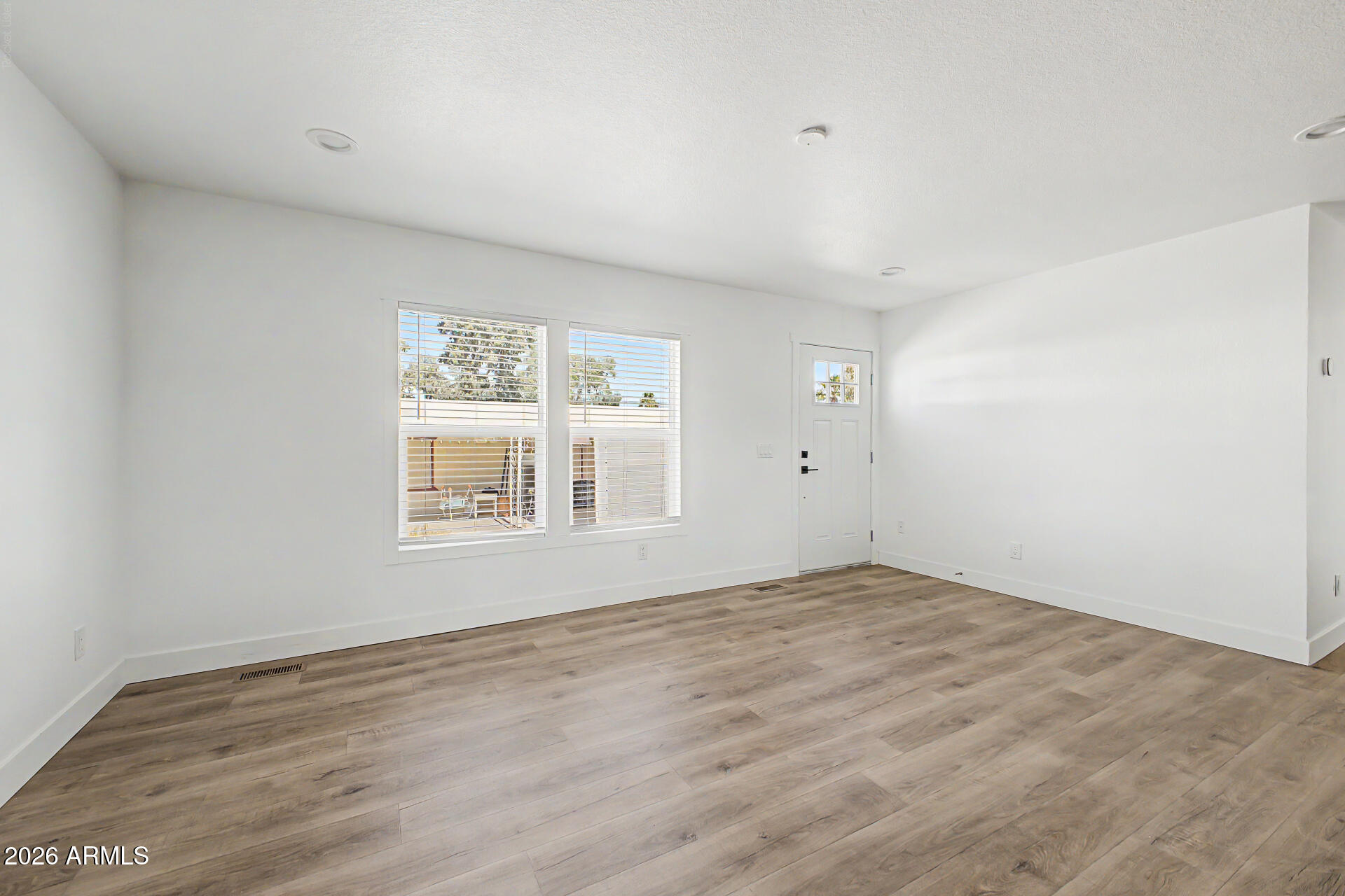 1091 S CEDAR Drive