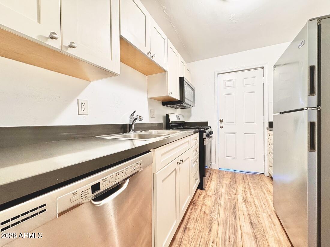 10839 N 15TH Avenue N