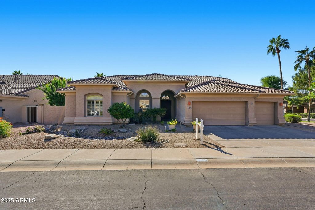 Photo of 5007 E Bluefield Avenue, Scottsdale, AZ 85254 (MLS # 6947799)