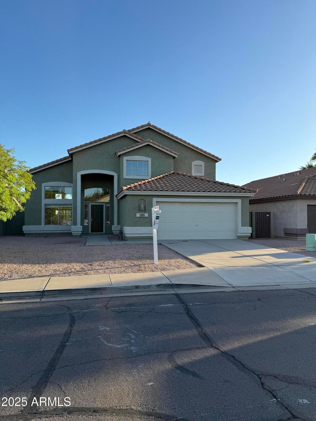 Photo of 1079 E Jasper Drive, Gilbert, AZ 85296 (MLS # 6934093)