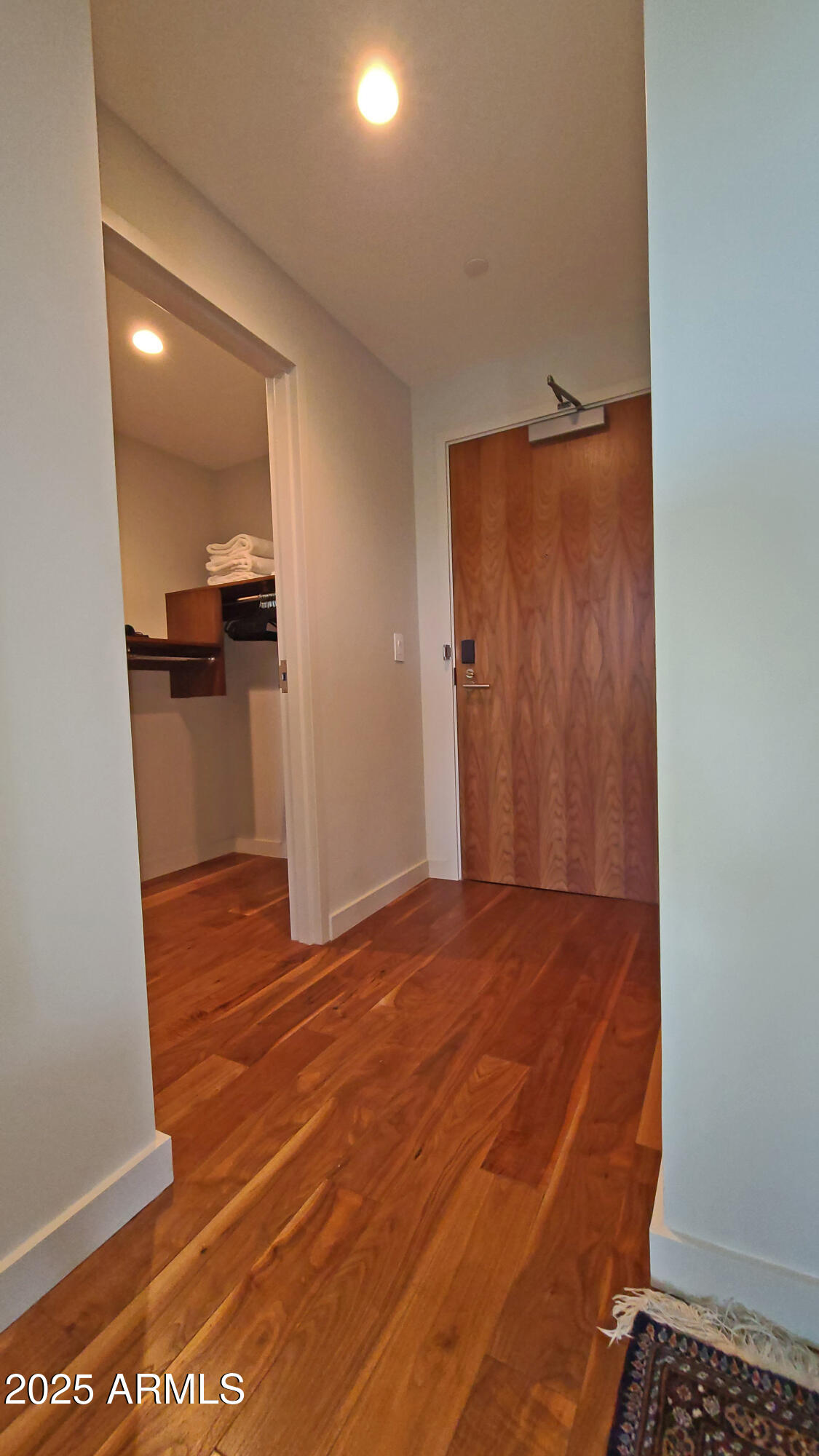 MOUNTAIN SHADOWS RESORT - CONDOMINIUM HOTEL - Residential