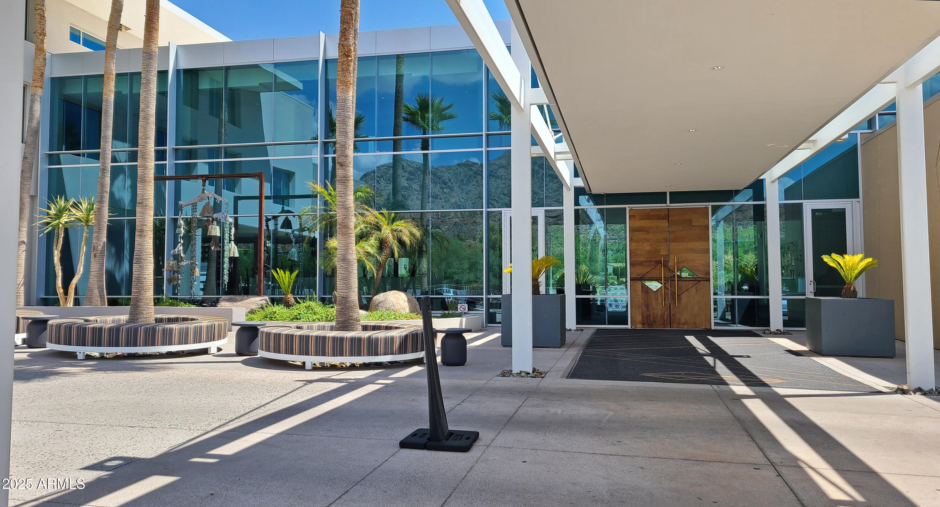 MOUNTAIN SHADOWS RESORT - CONDOMINIUM HOTEL - Residential