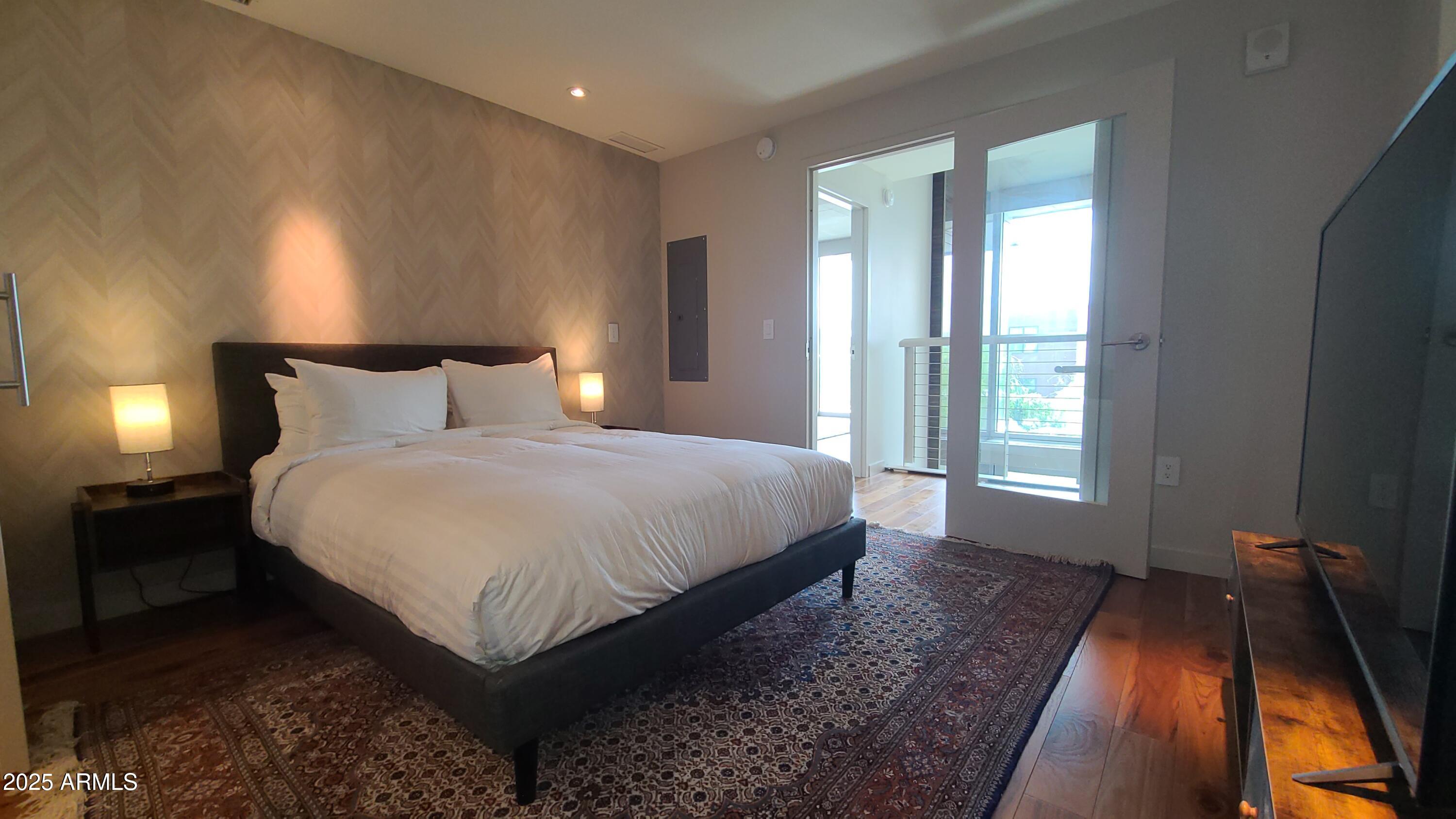 MOUNTAIN SHADOWS RESORT - CONDOMINIUM HOTEL - Residential