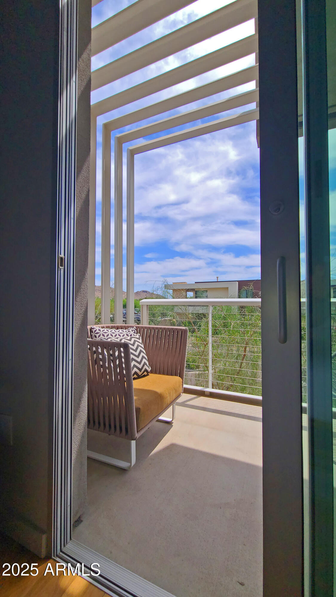 MOUNTAIN SHADOWS RESORT - CONDOMINIUM HOTEL - Residential
