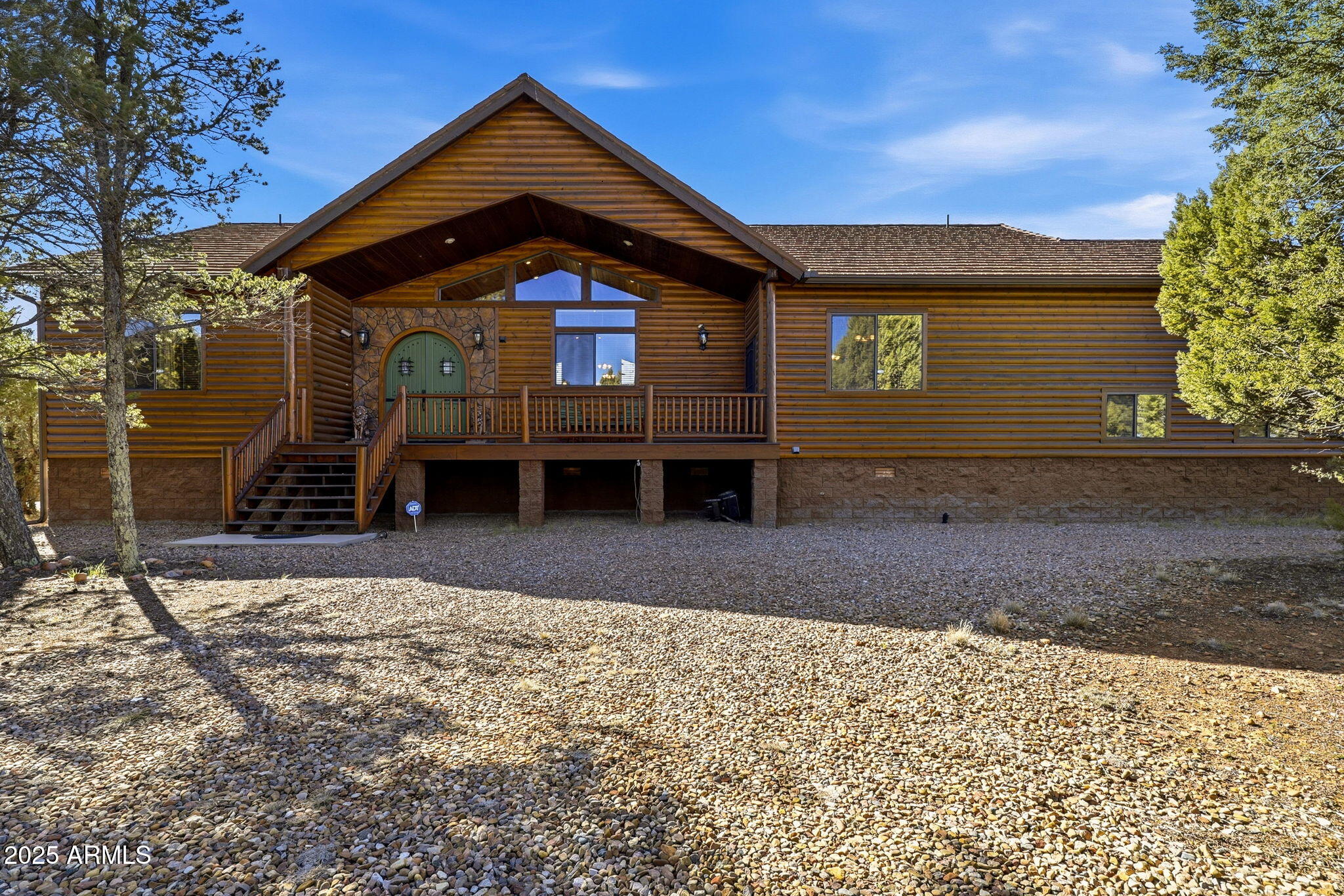 2276 THUNDERBIRD Way