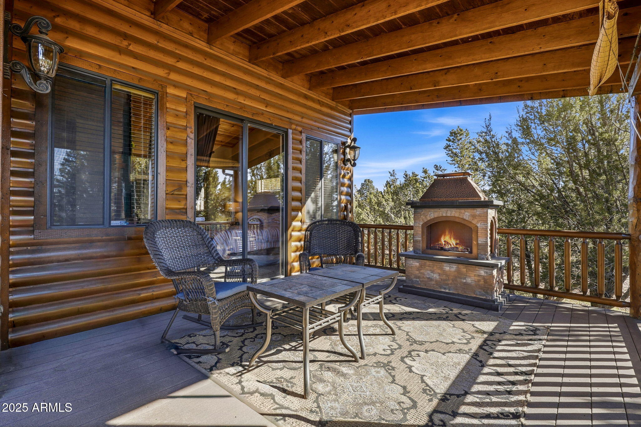 2276 THUNDERBIRD Way