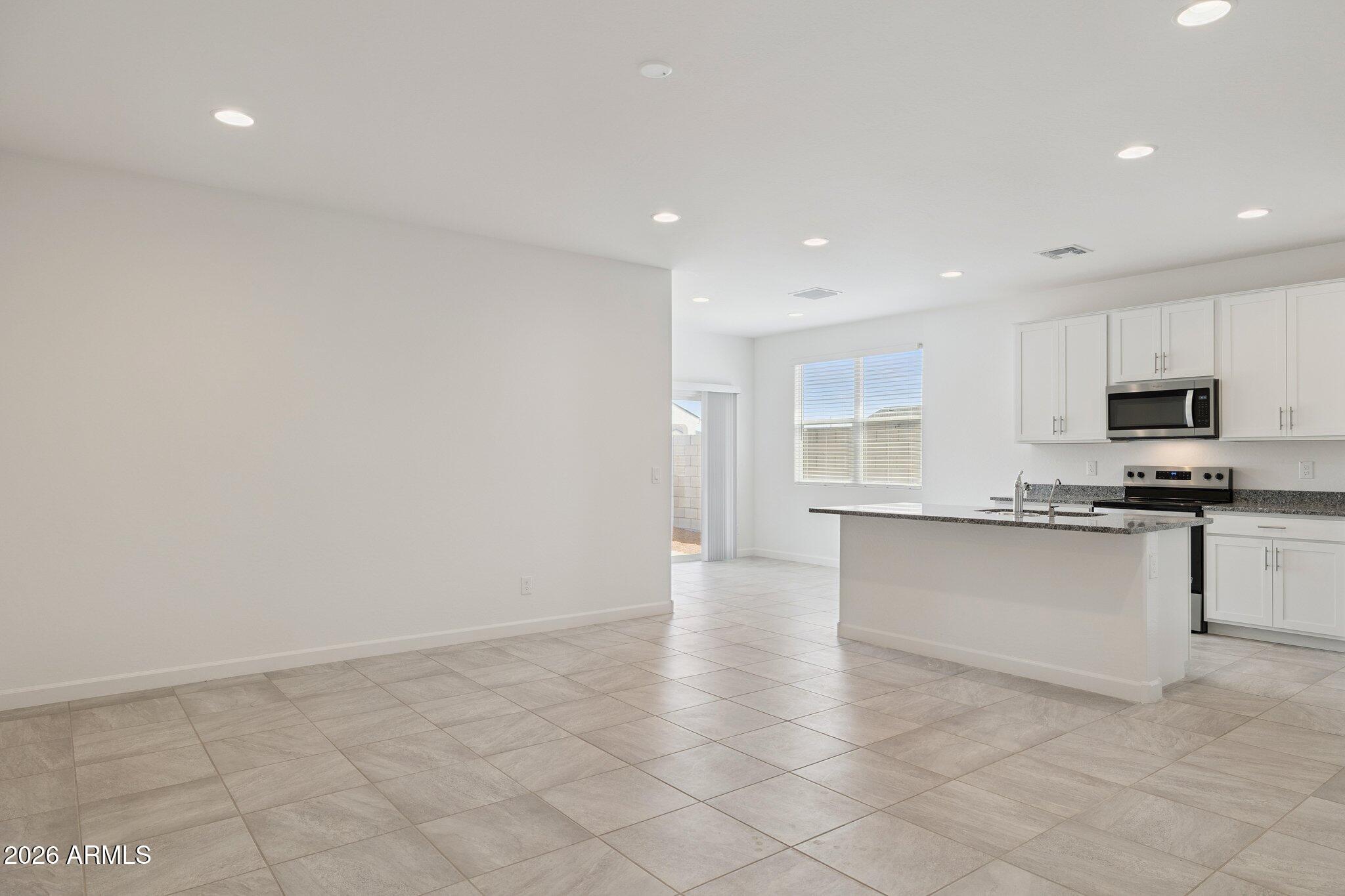 5500 E Darwin Drive