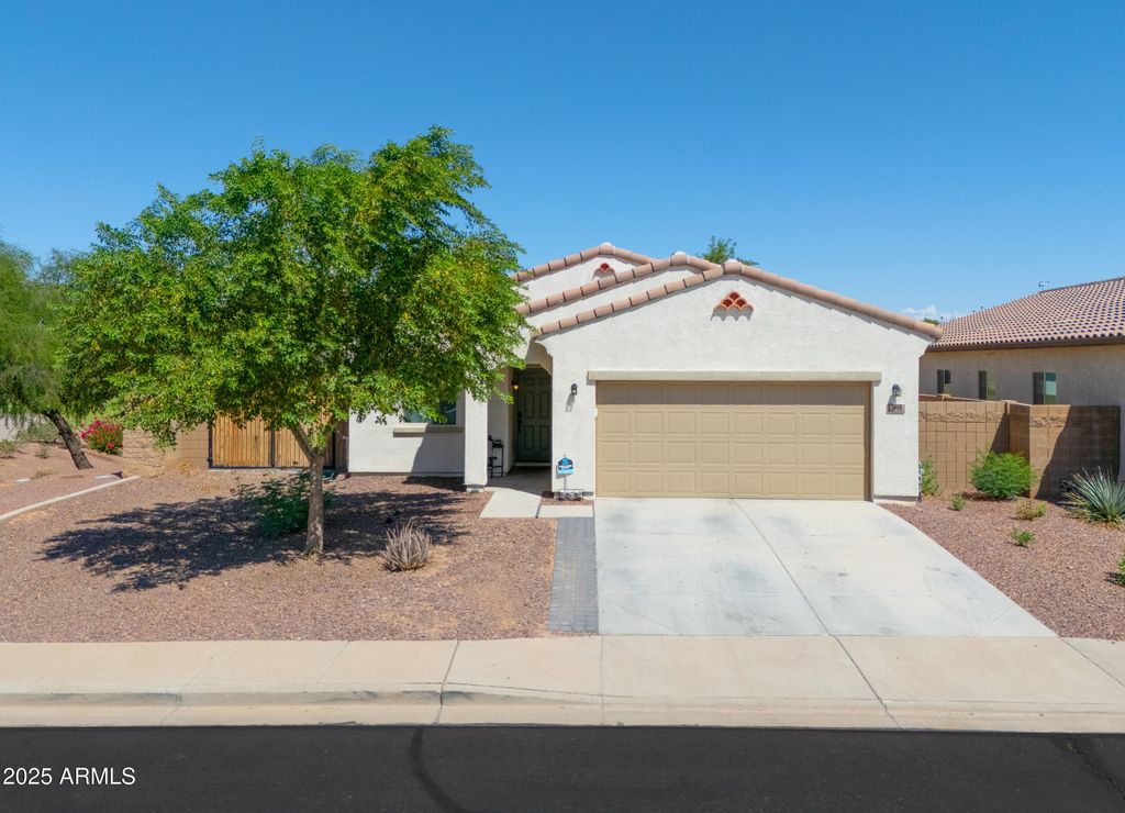 Photo of 408 E Rio Place, Casa Grande, AZ 85122 (MLS # 6920971)
