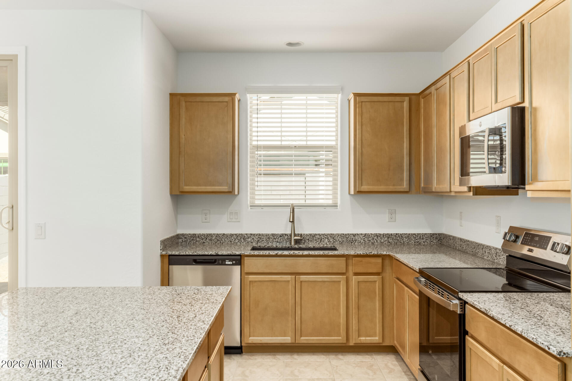 10162 W AMELIA Avenue