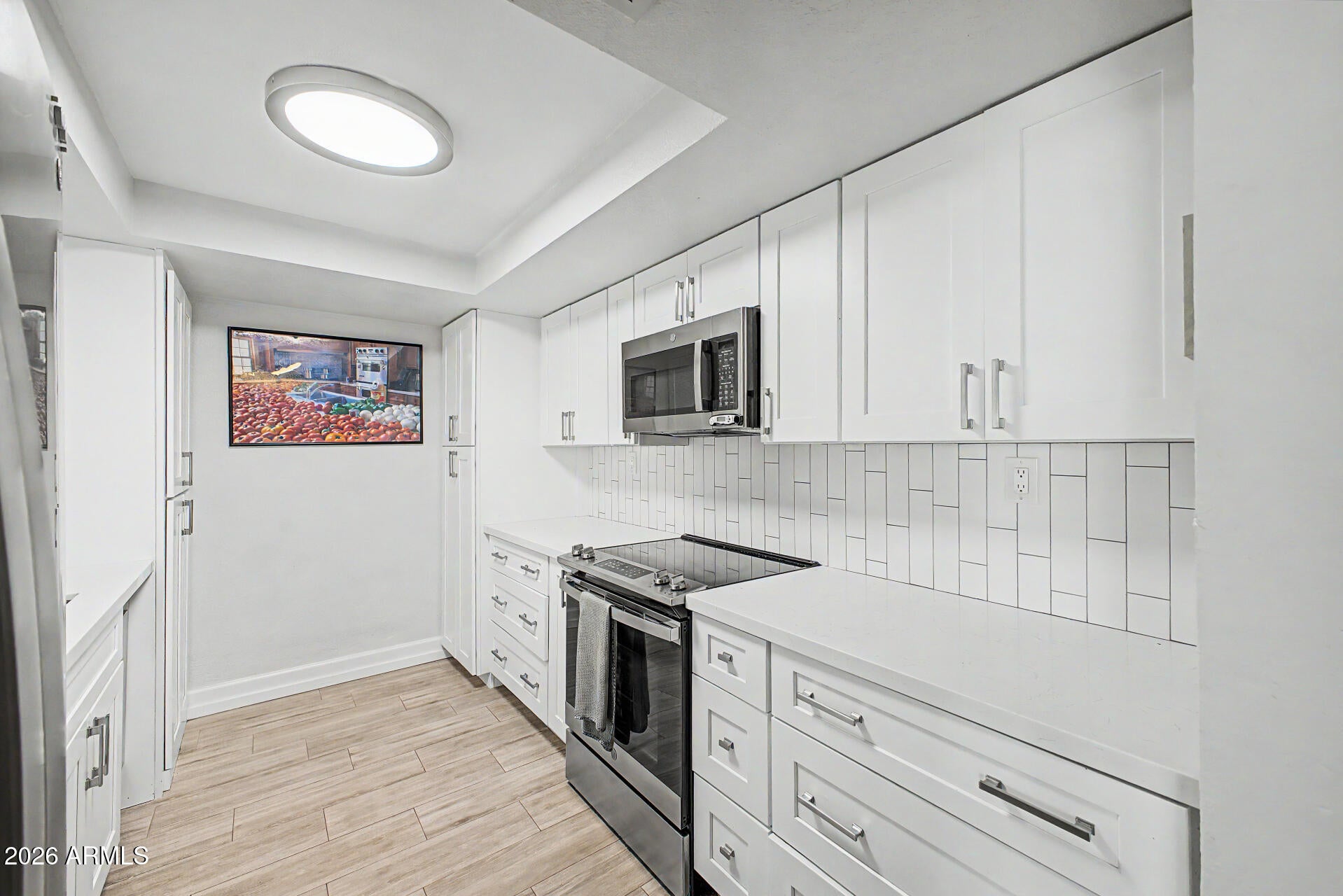 3825 E CAMELBACK Road 122