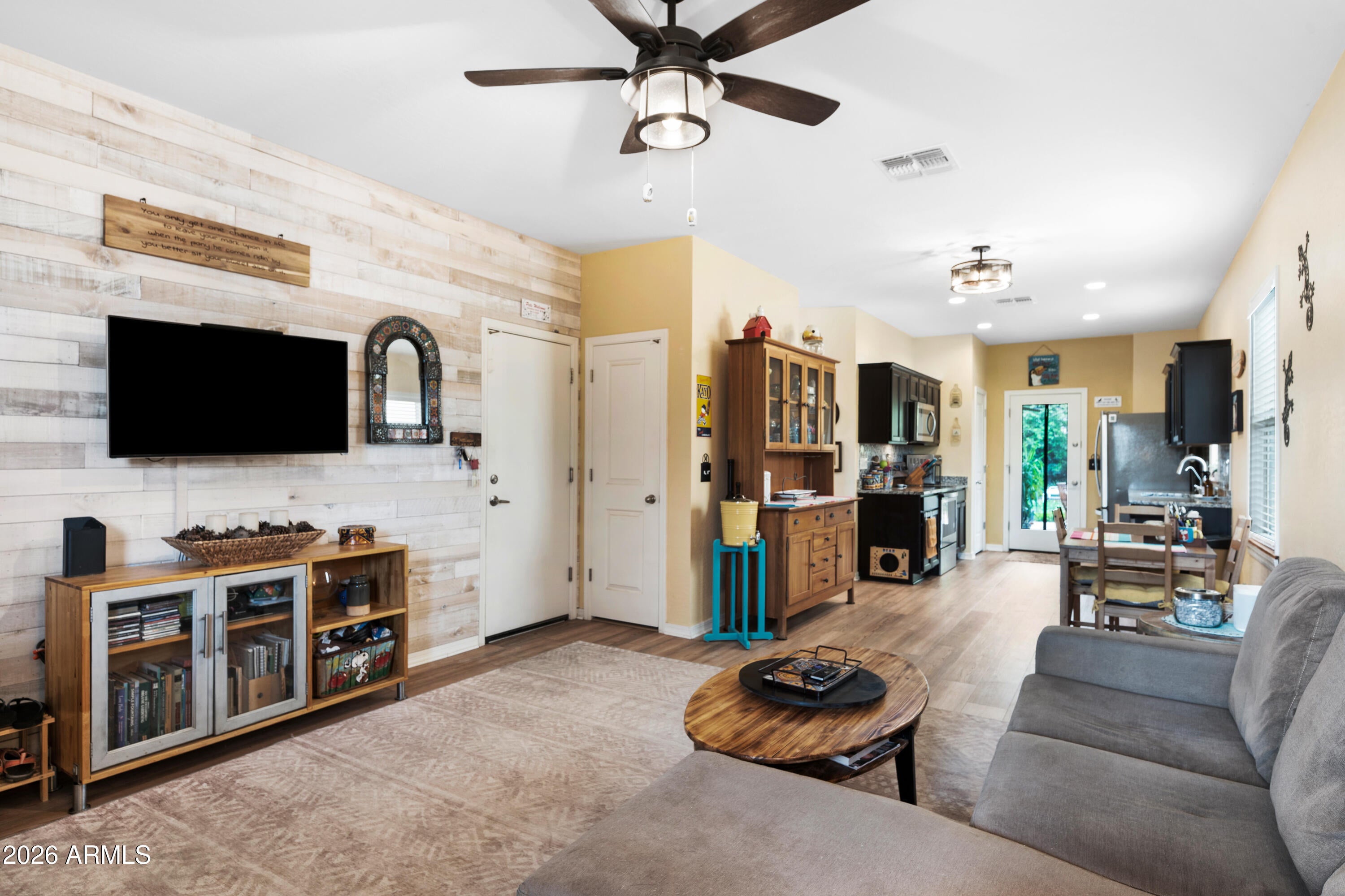 2399 E SAN MIGUEL Drive