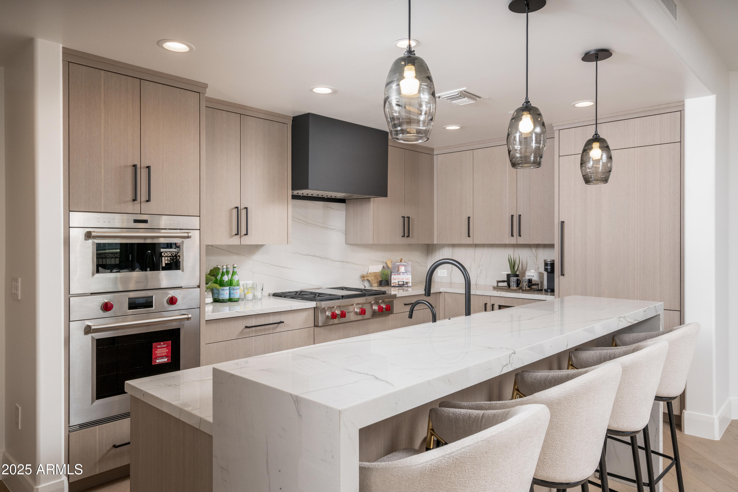 7175 E Camelback Road 601