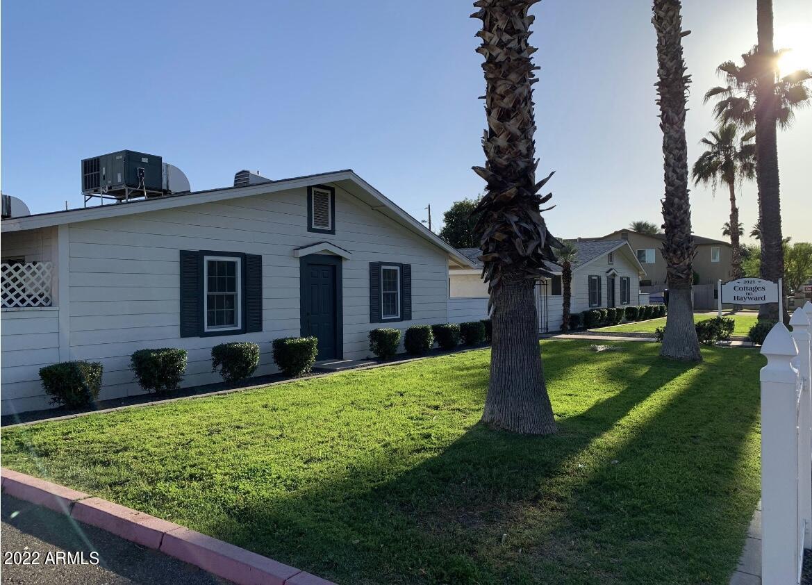 2021 W Hayward Avenue 25