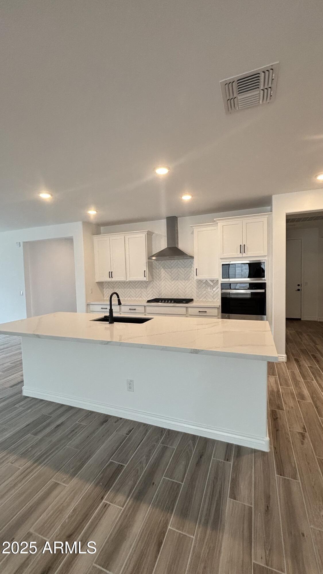 14742 W LARIAT Lane