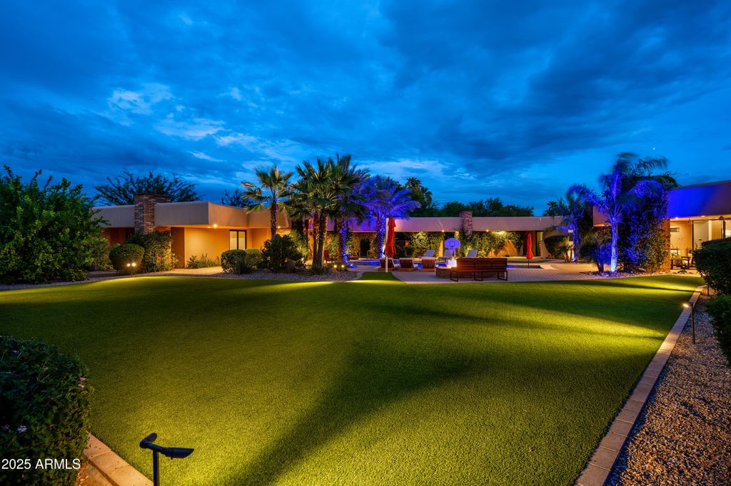 Photo of 8116 E Vista Bonita Drive, Scottsdale, AZ 85255 (MLS # 6914756)