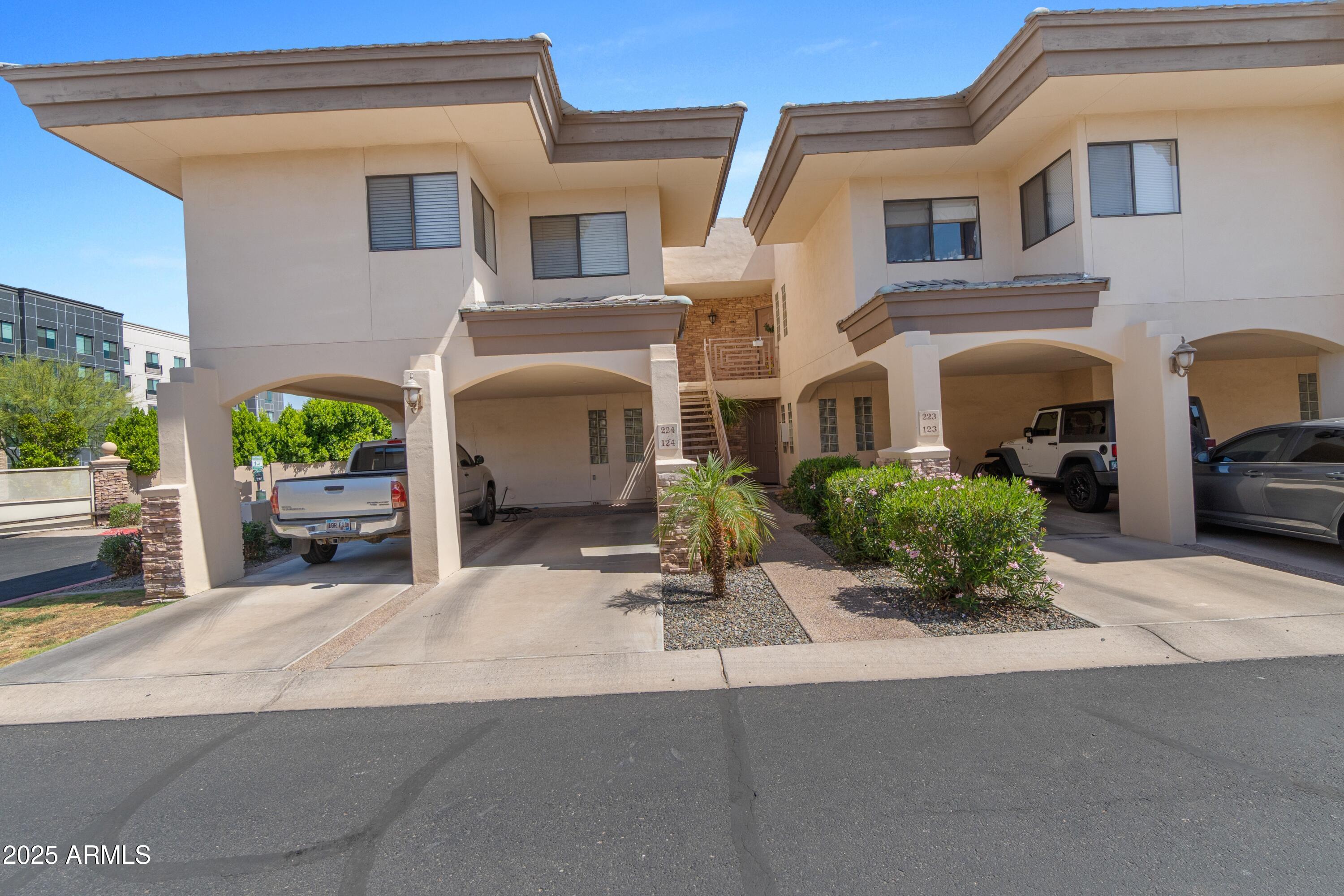 3235 E CAMELBACK Road 124