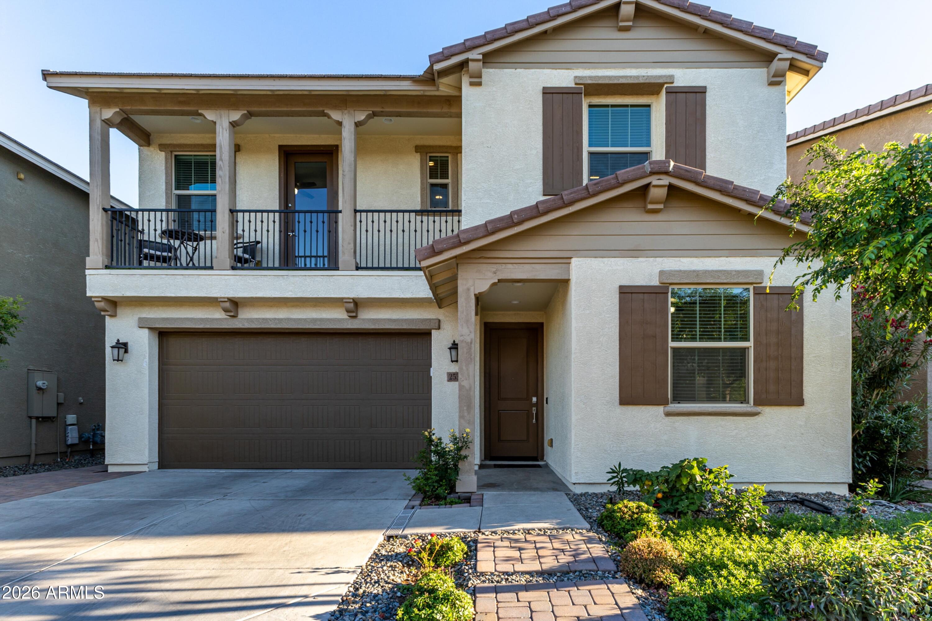 2539 E PELICAN Drive