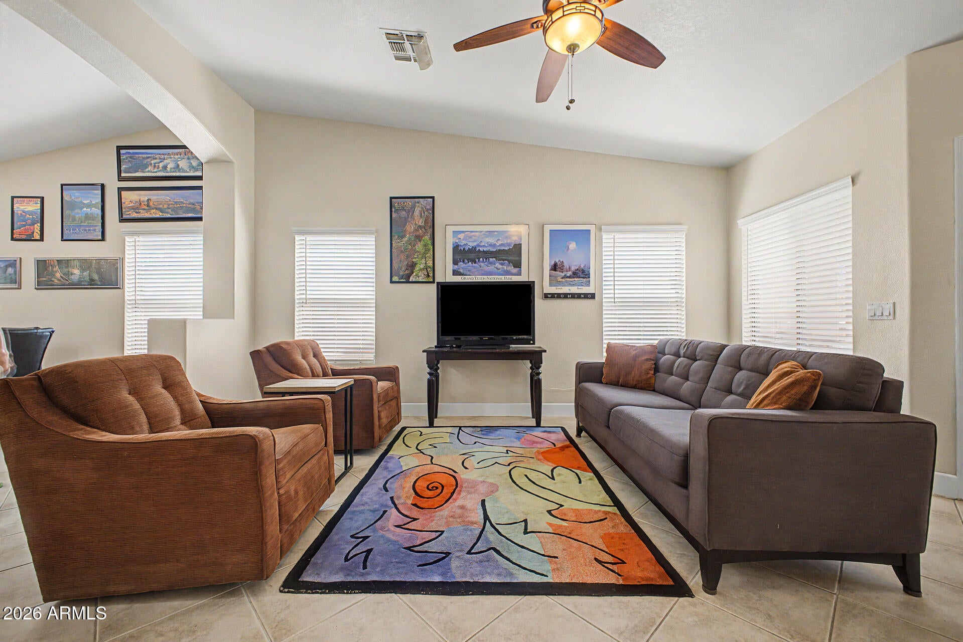 3312 E WILDHORSE Drive