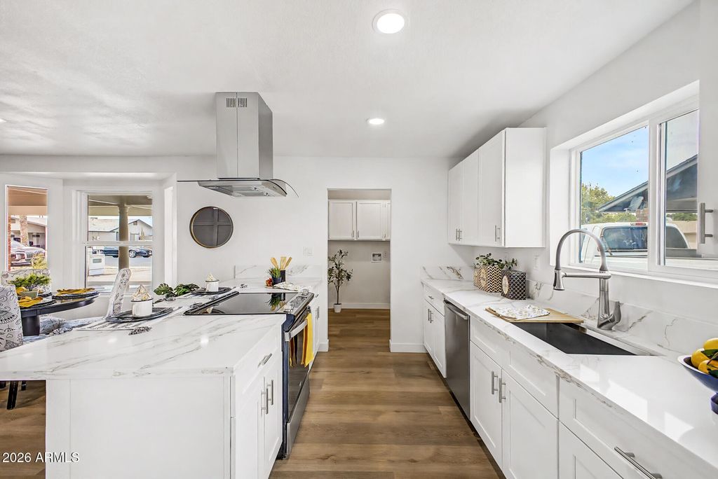 Photo of 665 W Enid Avenue, Mesa, AZ 85210 (MLS # 7030760)